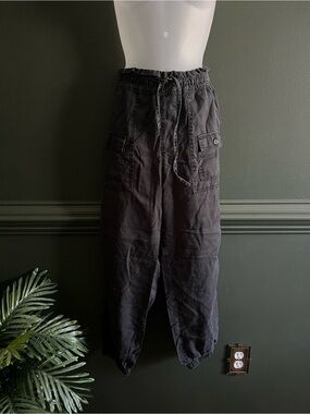 Forever 21 Black Cargo Drawstring Cropped Pants